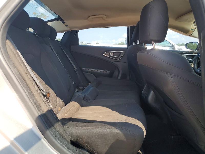 Продажа на аукционе авто 2015 Chrysler 200, vin: 1C3CCCAB3FN698481, номер лота: 62388366