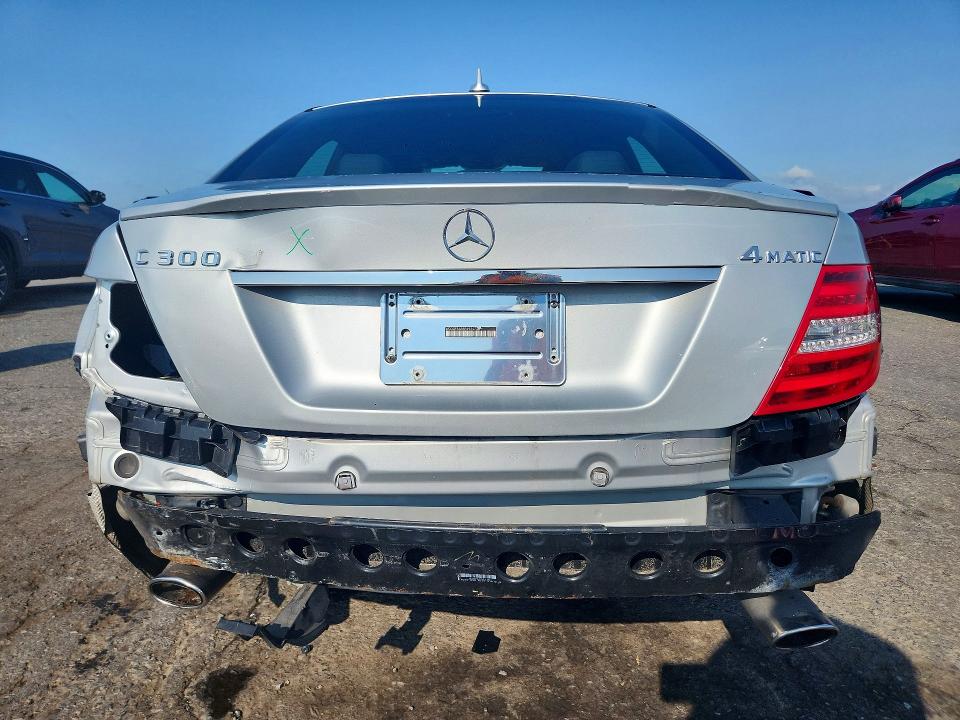 Продажа на аукционе авто 2013 Mercedes-benz C, vin: WDDGF8AB7DA843808, номер лота: 62790806
