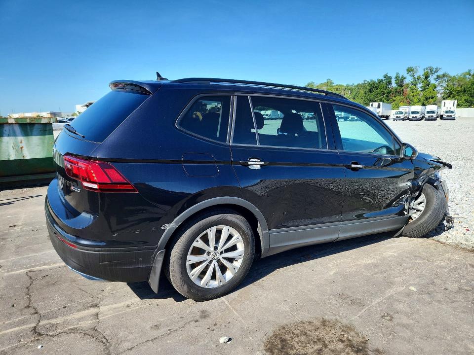 60195346 :رقم المزاد ، 3VV0B7AX5LM032492 vin ، 2020 Volkswagen Tiguan مزاد بيع