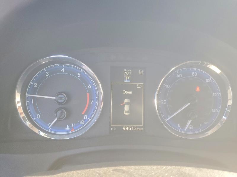 Продажа на аукционе авто 2017 Toyota Corolla, vin: 5YFBURHE3HP649147, номер лота: 62506666