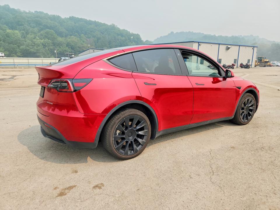 2022 Tesla Model Y მანქანა იყიდება აუქციონზე, vin: 7SAYGDEEXNF339869, აუქციონის ნომერი: 61429046