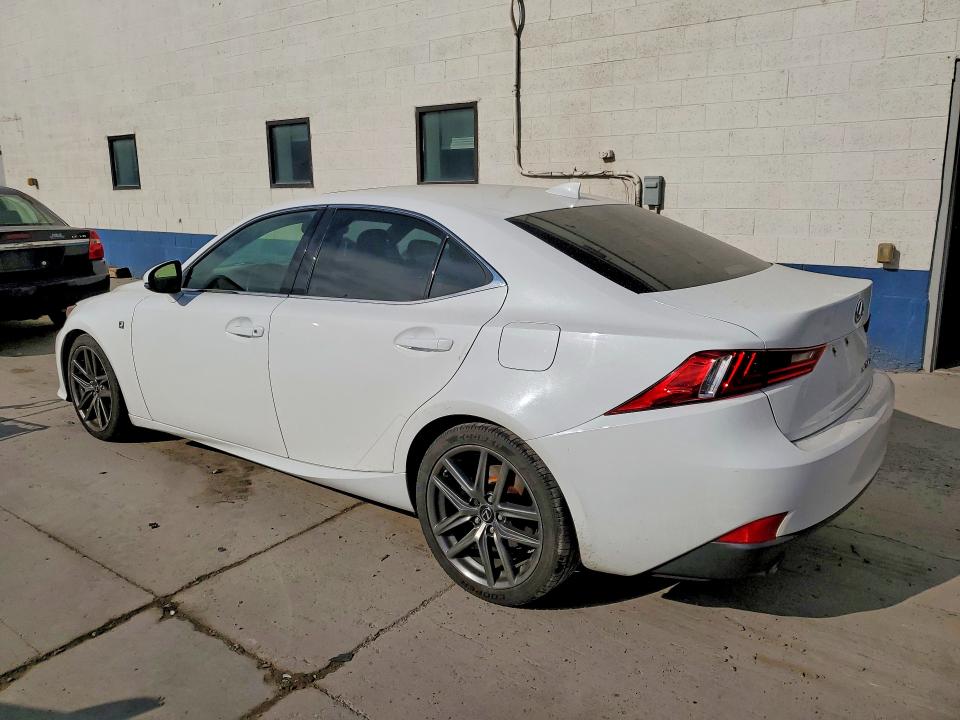 2014 Lexus Is მანქანა იყიდება აუქციონზე, vin: JTHCF1D26E5013504, აუქციონის ნომერი: 61069506