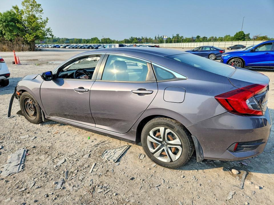 63006496 :رقم المزاد ، 19XFC2F51JE027653 vin ، 2018 Honda Civic مزاد بيع