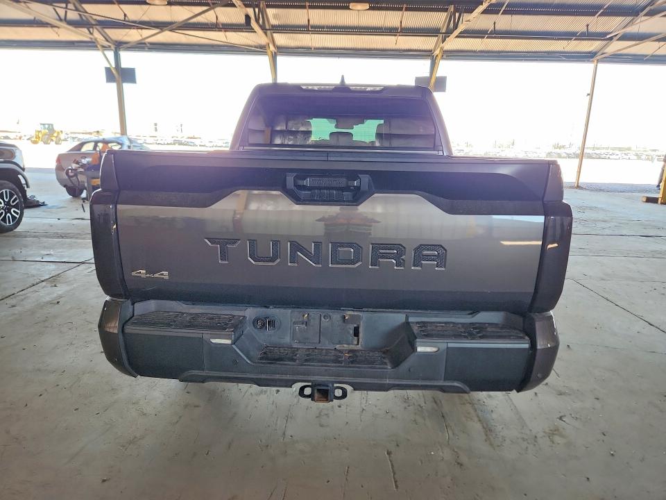 Продаж на аукціоні авто 2022 Toyota Tundra, vin: 5TFLA5DB8NX014181, номер лоту: 60403446