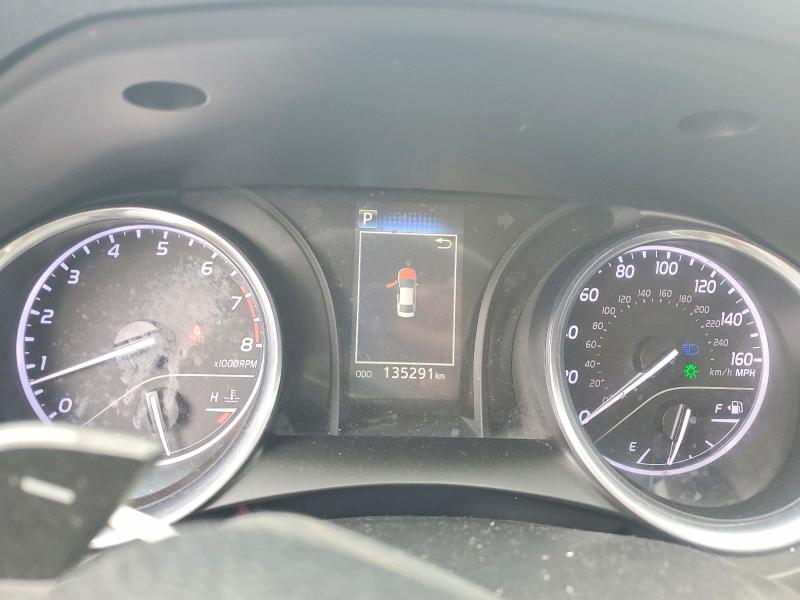 59716546 :رقم المزاد ، 4T1B11HK1JU094784 vin ، 2018 Toyota Camry مزاد بيع