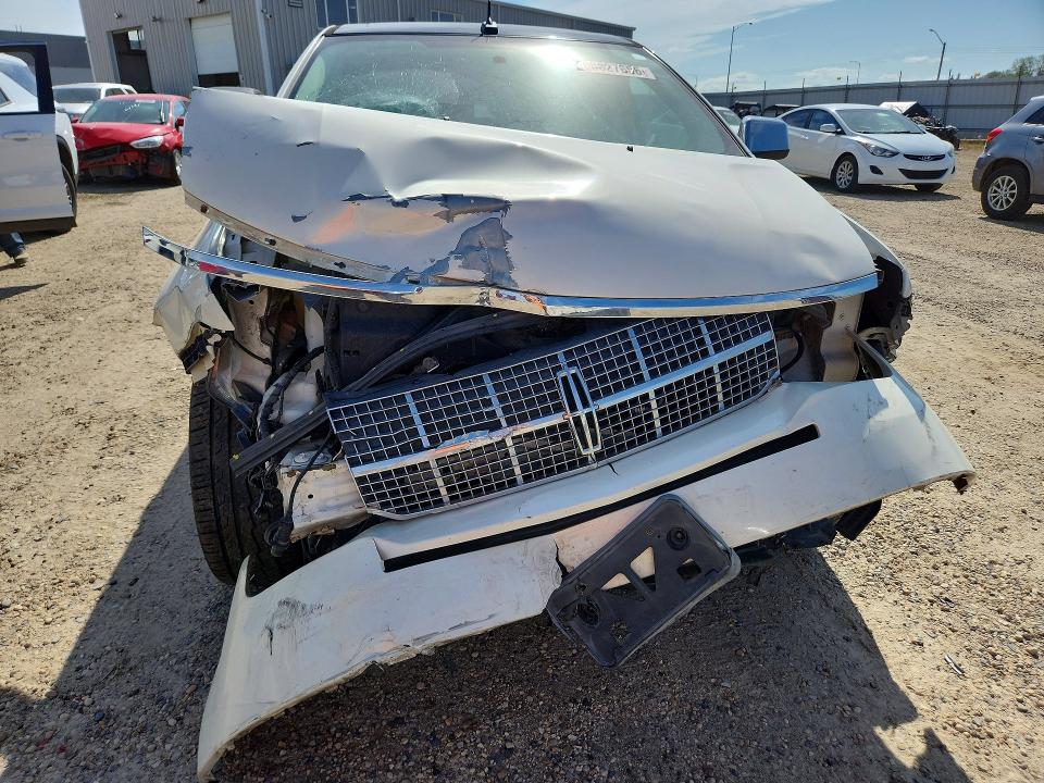 Продажа на аукционе авто 2007 Lincoln Mkx, vin: 2LMDU88C57BJ03331, номер лота: 60827656