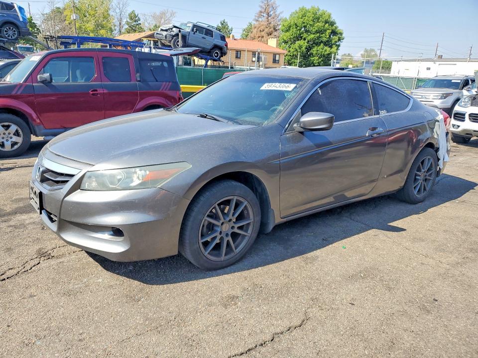 59343866 :رقم المزاد ، 1HGCS1A39CA002142 vin ، 2012 Honda Accord مزاد بيع