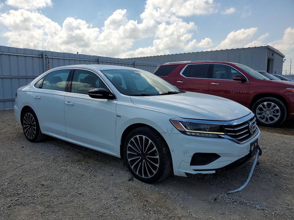Продажа на аукционе авто 2022 Volkswagen Passat, vin: 1VWBA7A3XNC006219, номер лота: 60686496
