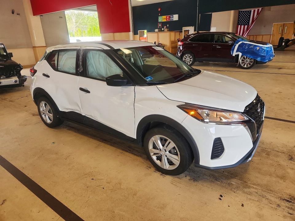 62313216 :رقم المزاد ، 3N1CP5BV3PL558388 vin ، 2023 Nissan Kicks مزاد بيع