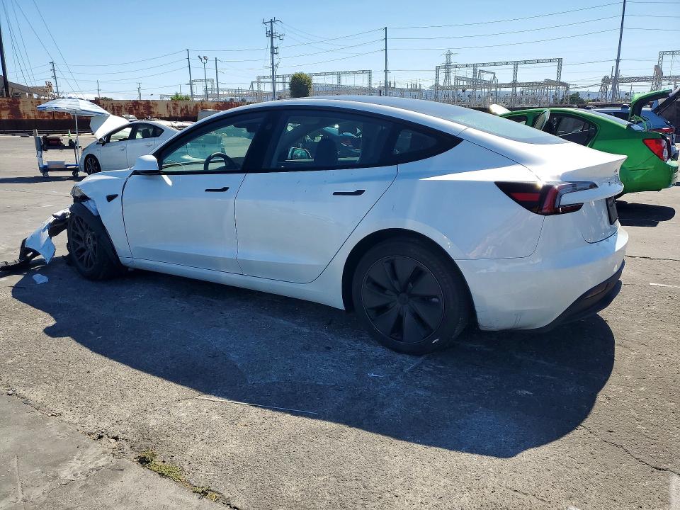 61641466 :رقم المزاد ، 5YJ3E1EA7SF880494 vin ، 2025 Tesla Model 3 مزاد بيع