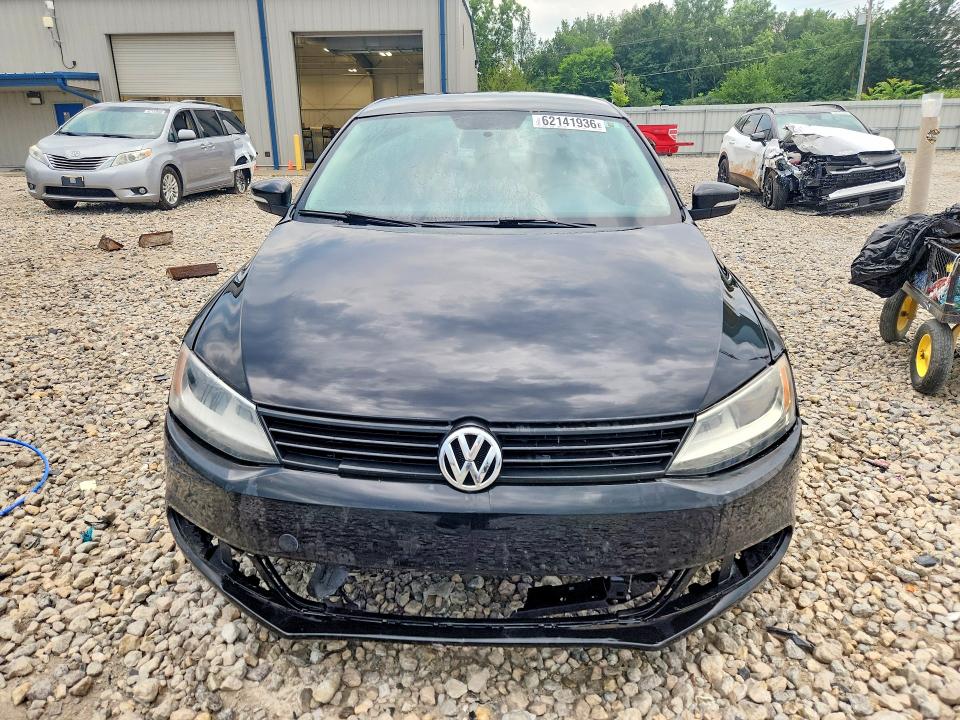 62141936 :رقم المزاد ، 3VWDP7AJ7CM463037 vin ، 2012 Volkswagen Jetta مزاد بيع
