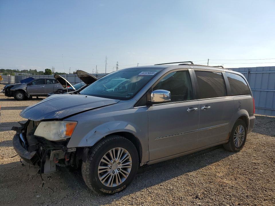 62329836 :رقم المزاد ، 2C4RC1CG1ER329140 vin ، 2014 Chrysler Town & Country مزاد بيع