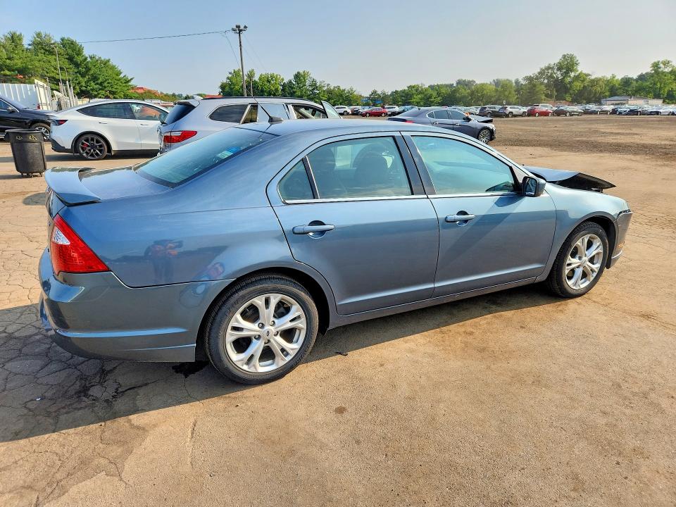 62588056 :رقم المزاد ، 3FAHP0HA5CR308478 vin ، 2012 Ford Fusion مزاد بيع