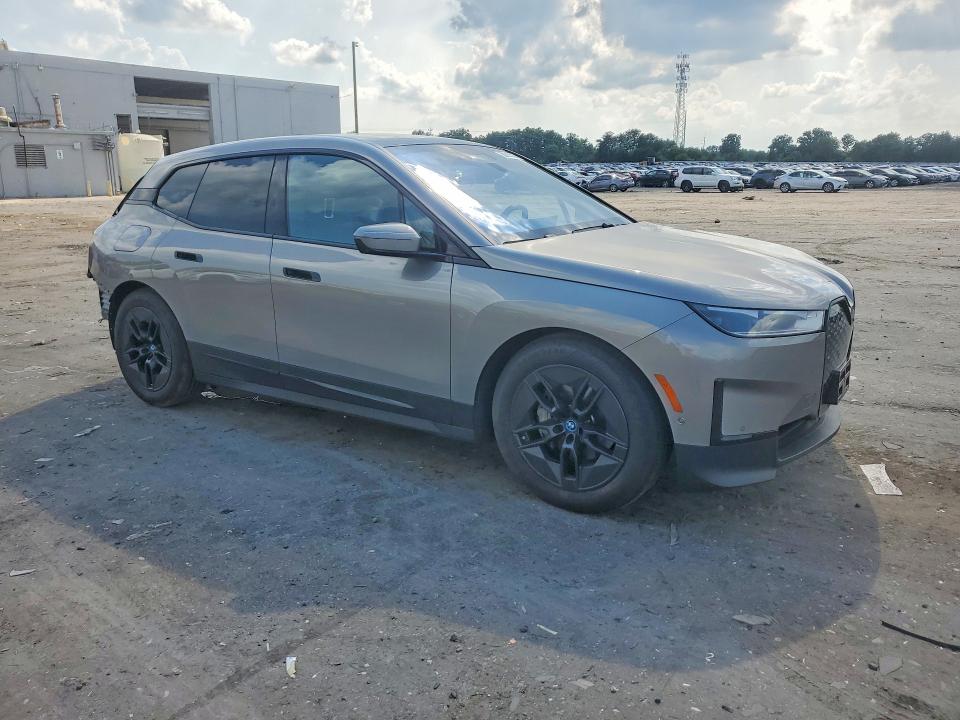 58883536 :رقم المزاد ، WB523CF04PCM48299 vin ، 2023 Bmw Ix مزاد بيع