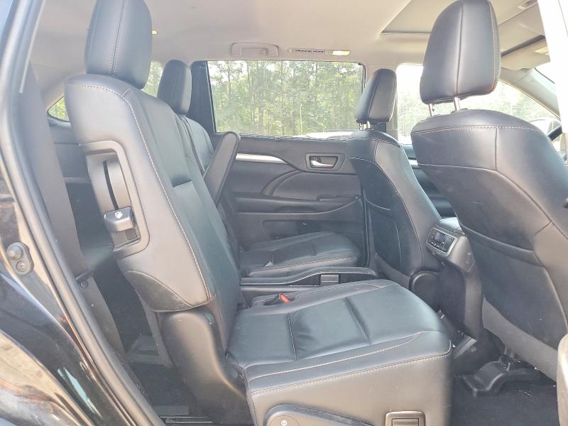 Продаж на аукціоні авто 2019 Toyota Highlander, vin: 5TDKZRFHXKS355449, номер лоту: 61387546