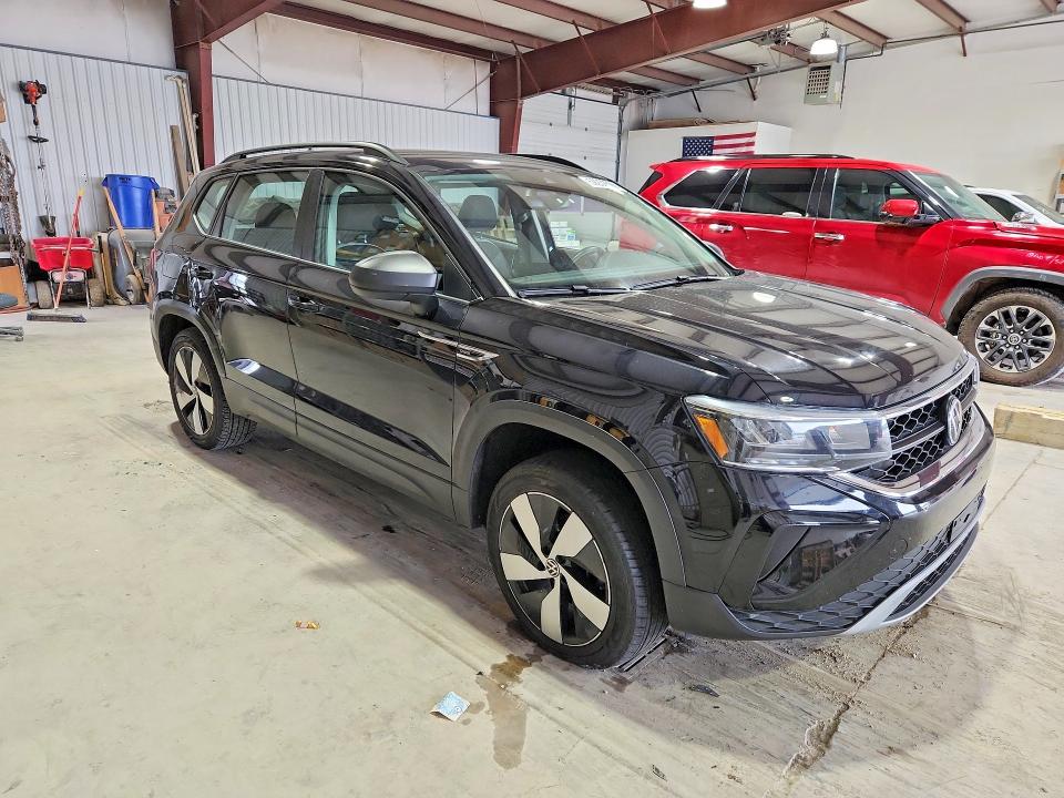 59239396 :رقم المزاد ، 3VV8X7B27RM088062 vin ، 2024 Volkswagen Taos مزاد بيع