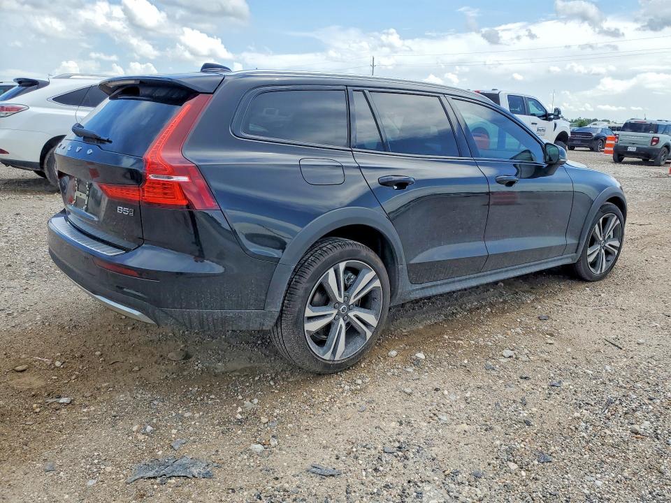 Продаж на аукціоні авто 2026 Volvo V60 Cross Country, vin: YV4L12WK9T2171785, номер лоту: 59608586