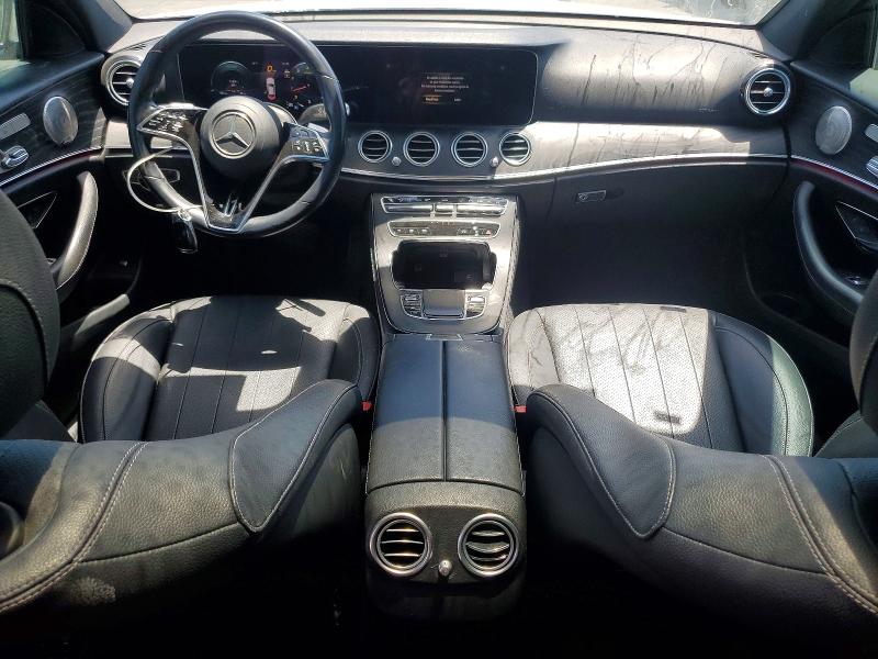61029526 :رقم المزاد ، W1KZF8EB5NB020387 vin ، 2022 Mercedes-benz E مزاد بيع