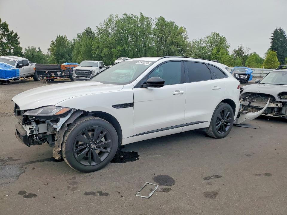 2025 Jaguar F-pace მანქანა იყიდება აუქციონზე, vin: SADCT2EX2SA747557, აუქციონის ნომერი: 61974926