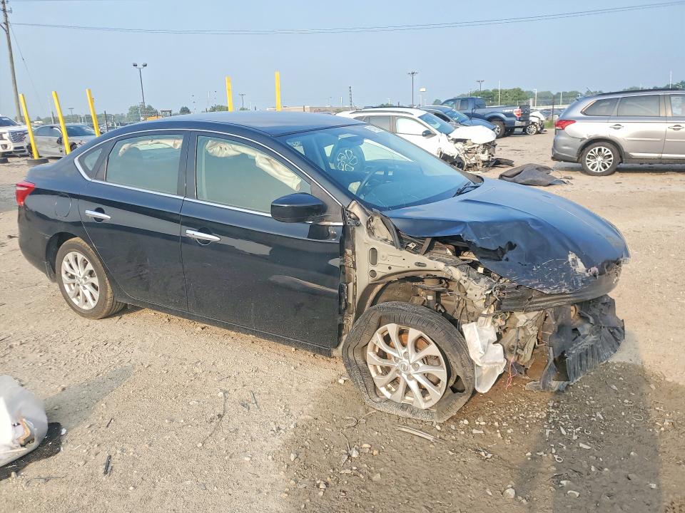 Продажа на аукционе авто 2018 Nissan Sentra, vin: 3N1AB7AP6JY225598, номер лота: 61400396