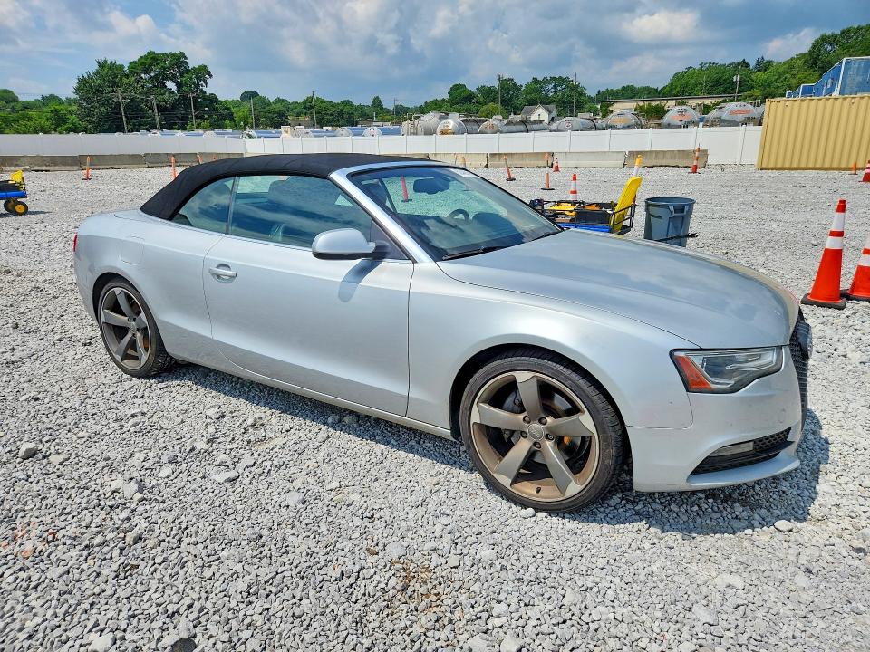 60486186 :رقم المزاد ، WAULFAFHXEN006913 vin ، 2014 Audi A5 مزاد بيع