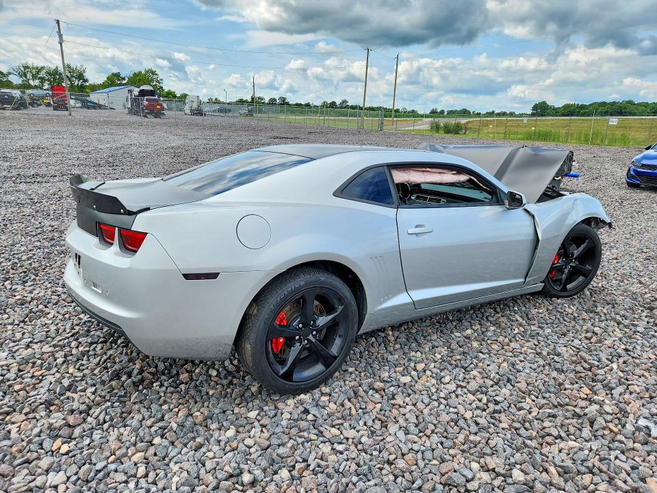 2013 Chevrolet Camaro მანქანა იყიდება აუქციონზე, vin: 2G1FK1EJ3D9197861, აუქციონის ნომერი: 61642106