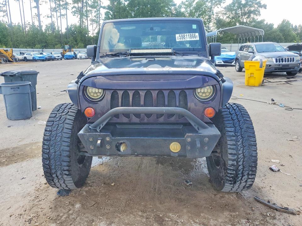 59811866 :رقم المزاد ، 1C4BJWDG8DL654829 vin ، 2013 Jeep Wrangler Unlimited مزاد بيع