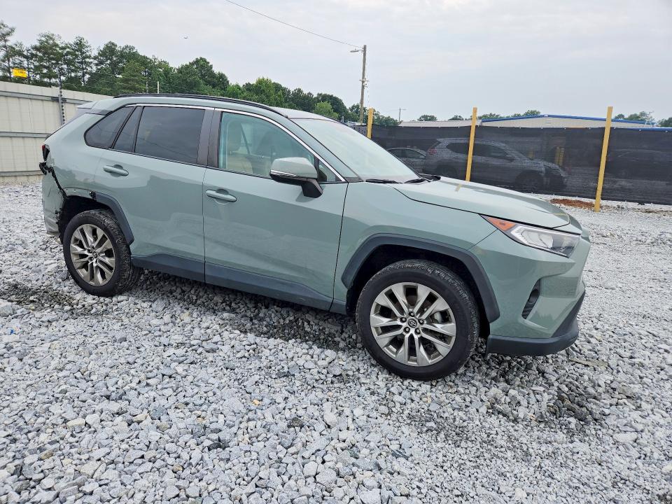 61397516 :رقم المزاد ، 2T3C1RFV7MC088758 vin ، 2021 Toyota Rav4 مزاد بيع