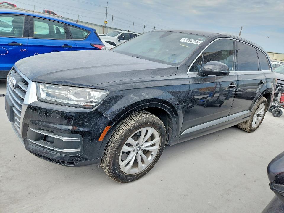 63295746 :رقم المزاد ، WA1LAAF77HD040255 vin ، 2017 Audi Q7 مزاد بيع