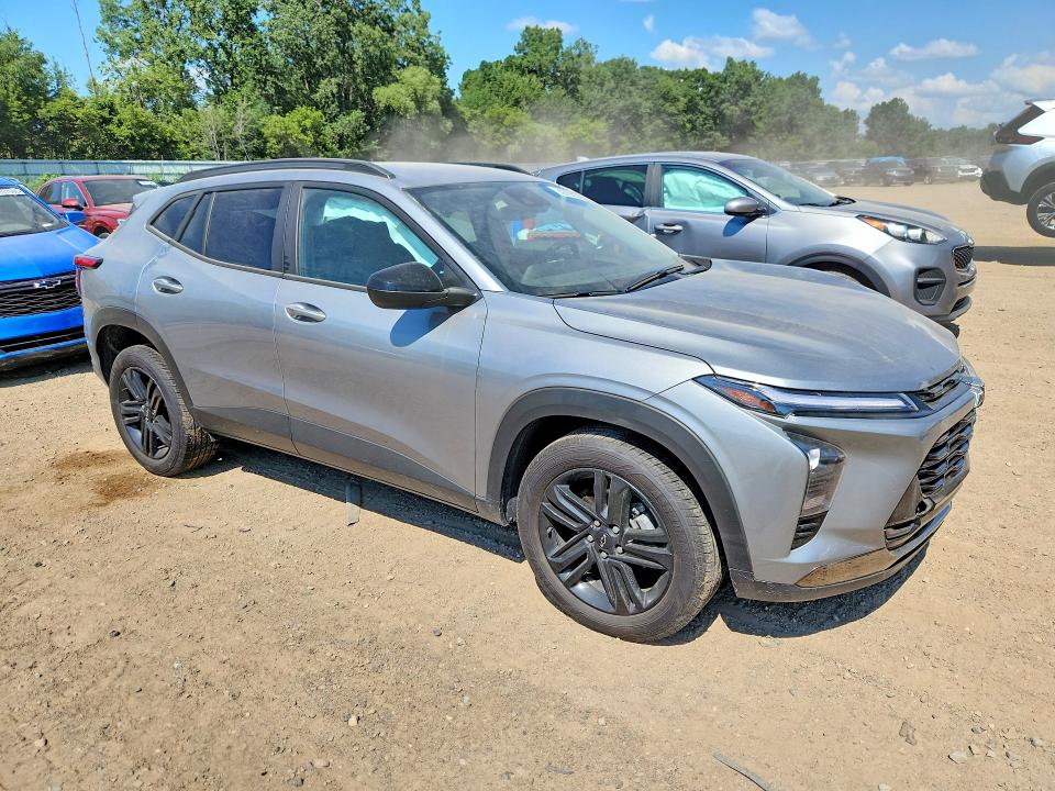 59793736 :رقم المزاد ، KL77LKEP4SC010360 vin ، 2025 Chevrolet Trax مزاد بيع