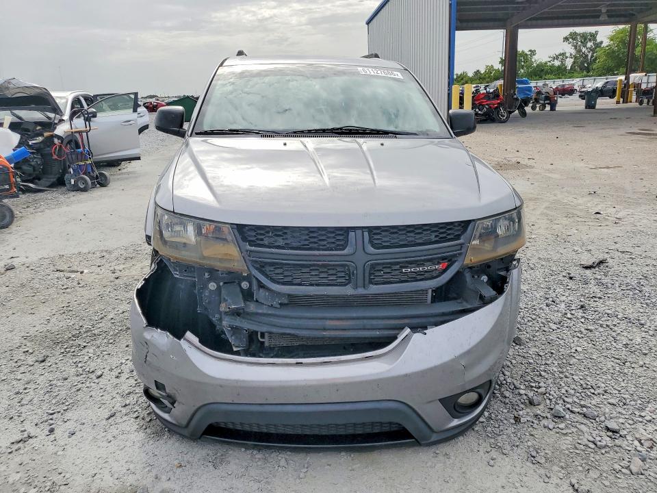 61127686 :رقم المزاد ، 3C4PDCBB2JT475141 vin ، 2018 Dodge Journey مزاد بيع