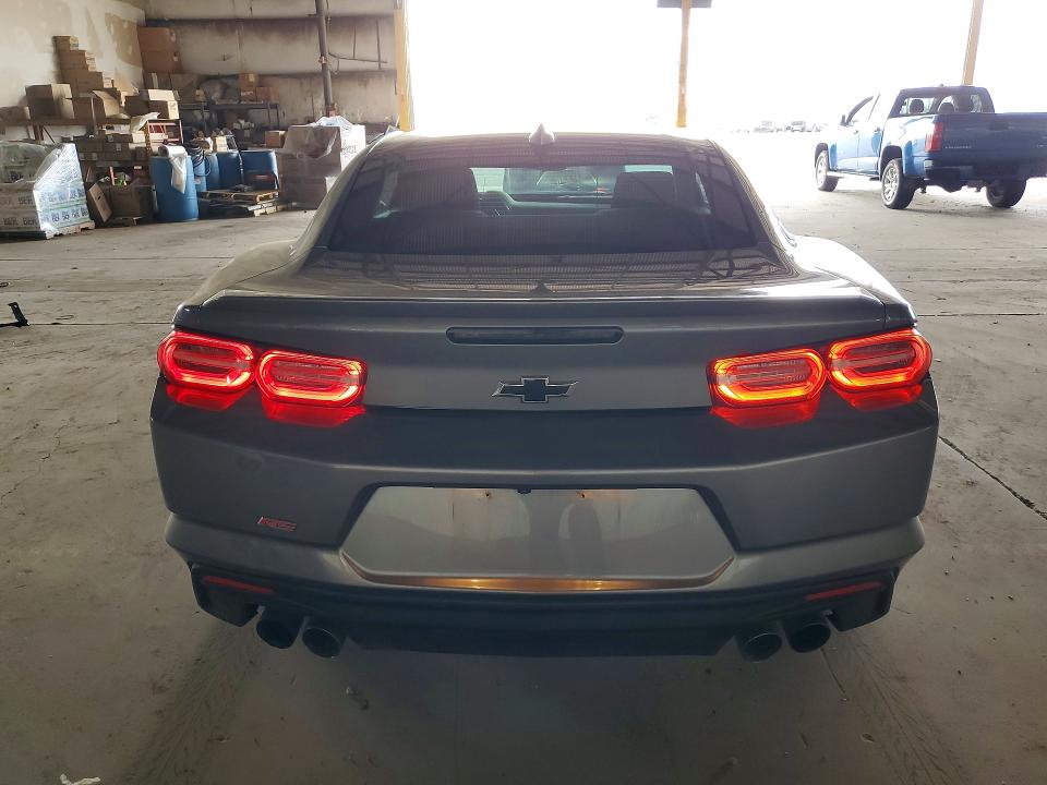 61127216 :رقم المزاد ، 1G1FF1R72M0121352 vin ، 2021 Chev Camaro مزاد بيع