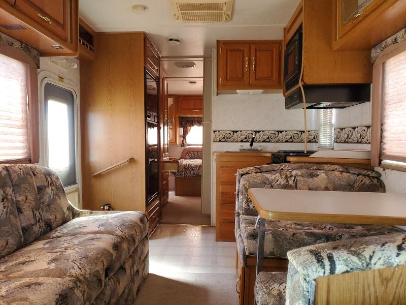 62724716 :رقم المزاد ، 1FDXE45S6YHA61590 vin ، 2000 Thor Mh مزاد بيع