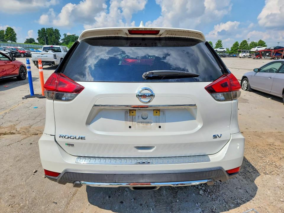 59703766 :رقم المزاد ، KNMAT2MT8JP602505 vin ، 2018 Nissan Rogue مزاد بيع