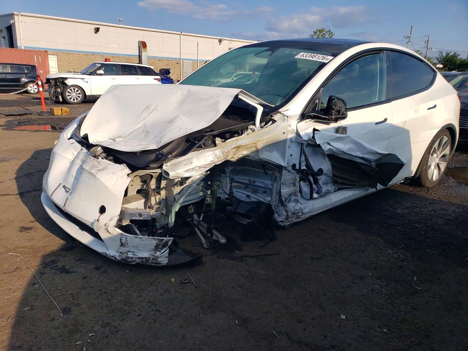 63398126 :رقم المزاد ، 7SAYGDED6PF940819 vin ، 2023 Tesla Model Y مزاد بيع