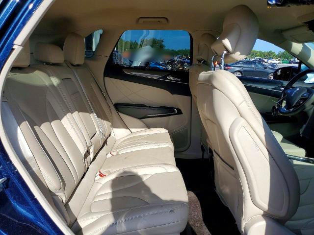 Продажа на аукционе авто 2017 Lincoln Mkc, vin: 5LMCJ1C90HUL49537, номер лота: 61040146