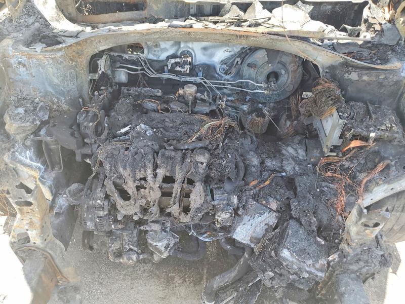 61302176 :رقم المزاد ، 5XYPG4A34HG293871 vin ، 2017 Kia Sorento مزاد بيع
