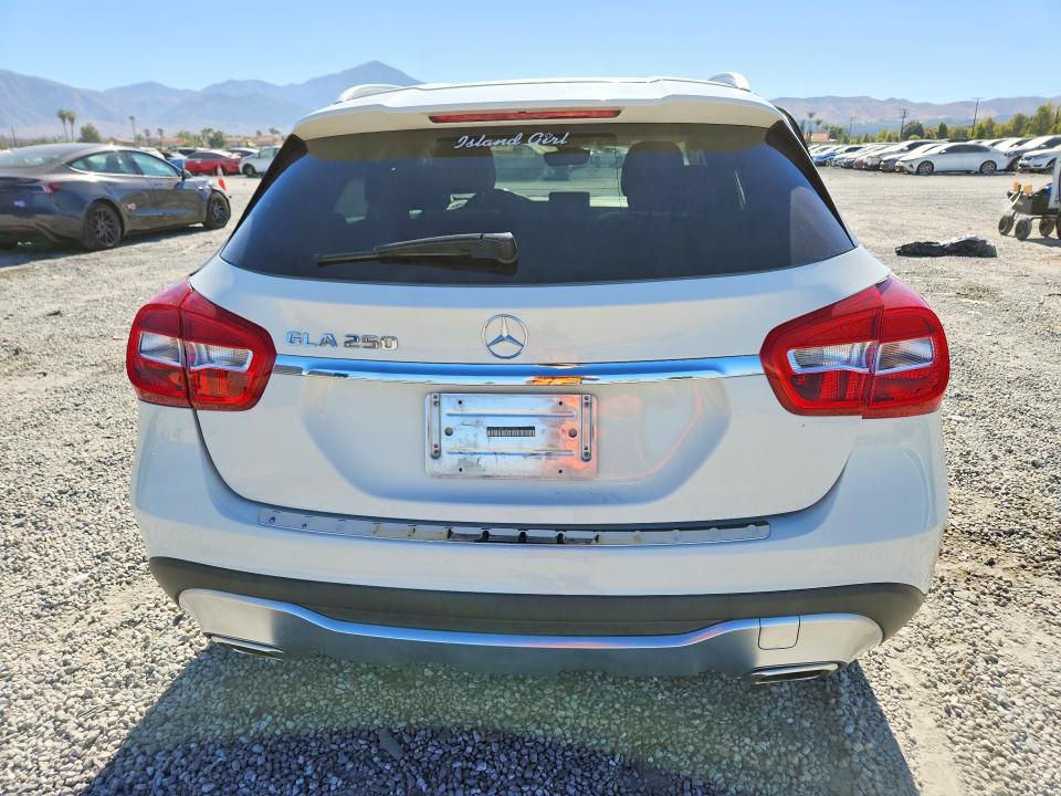 2018 Mercedes-benz Gla მანქანა იყიდება აუქციონზე, vin: WDCTG4EB6JJ457962, აუქციონის ნომერი: 60404996