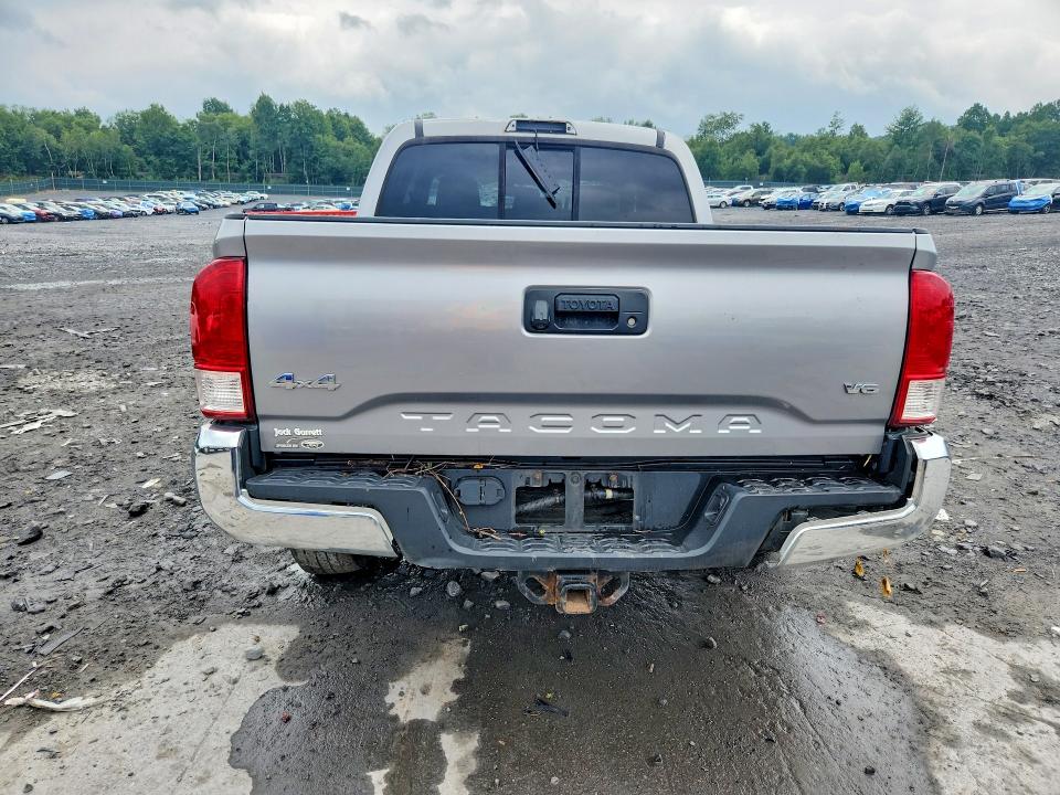 61131406 :رقم المزاد ، 3TMCZ5AN7HM061185 vin ، 2017 Toyota Tacoma مزاد بيع