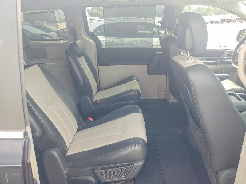 2010 Chrysler Town & Country მანქანა იყიდება აუქციონზე, vin: 2A4RR8DX9AR449231, აუქციონის ნომერი: 58175146