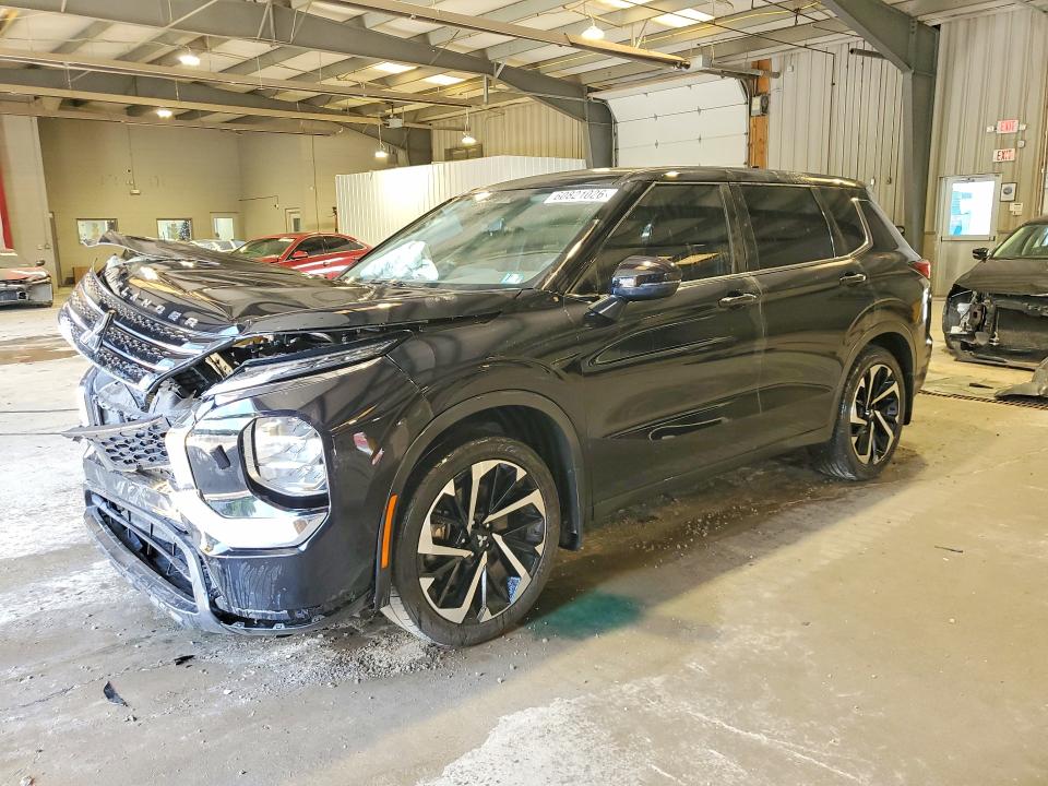 60821026 :رقم المزاد ، JA4J4TA81NZ044505 vin ، 2022 Mitsubishi Outlander مزاد بيع