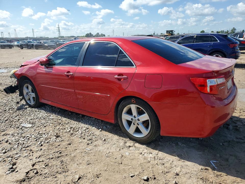 60471966 :رقم المزاد ، 4T1BF1FK0EU808401 vin ، 2014 Toyota Camry مزاد بيع