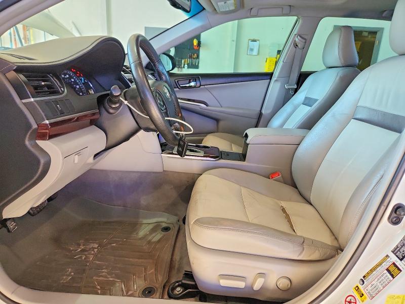 61748716 :رقم المزاد ، 4T4BF1FK8CR261350 vin ، 2012 Toyota Camry مزاد بيع
