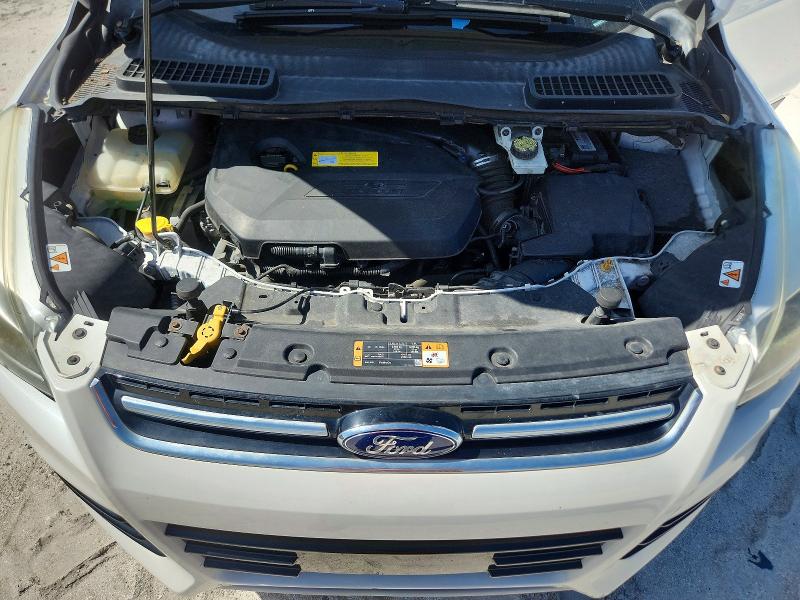 2015 Ford Escape მანქანა იყიდება აუქციონზე, vin: 1FMCU0JX7FUA66894, აუქციონის ნომერი: 62128576