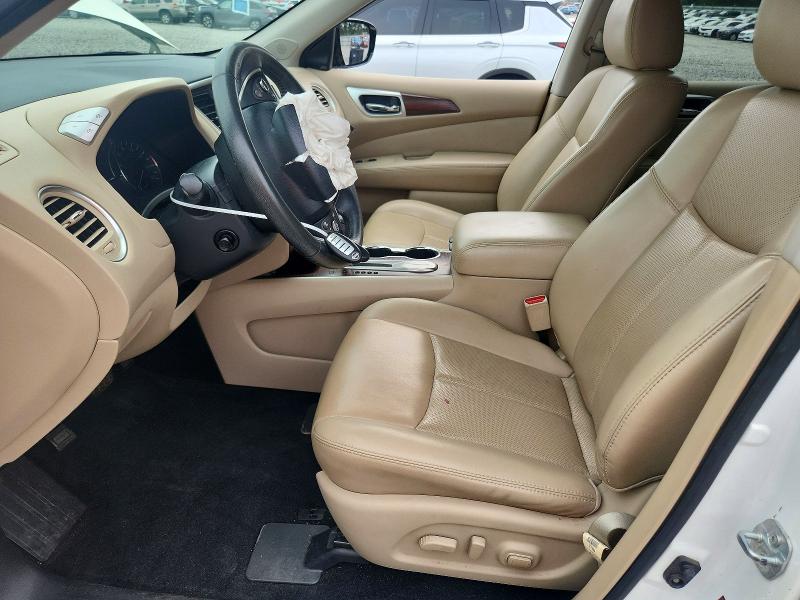 Продажа на аукционе авто 2017 Nissan Pathfinder, vin: 5N1DR2MN9HC622515, номер лота: 61956226