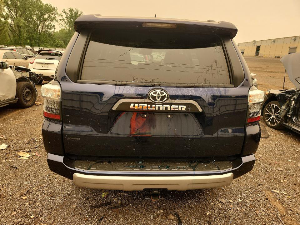 Продажа на аукционе авто 2024 Toyota 4runner, vin: JTERU5JRXR6278657, номер лота: 61005646