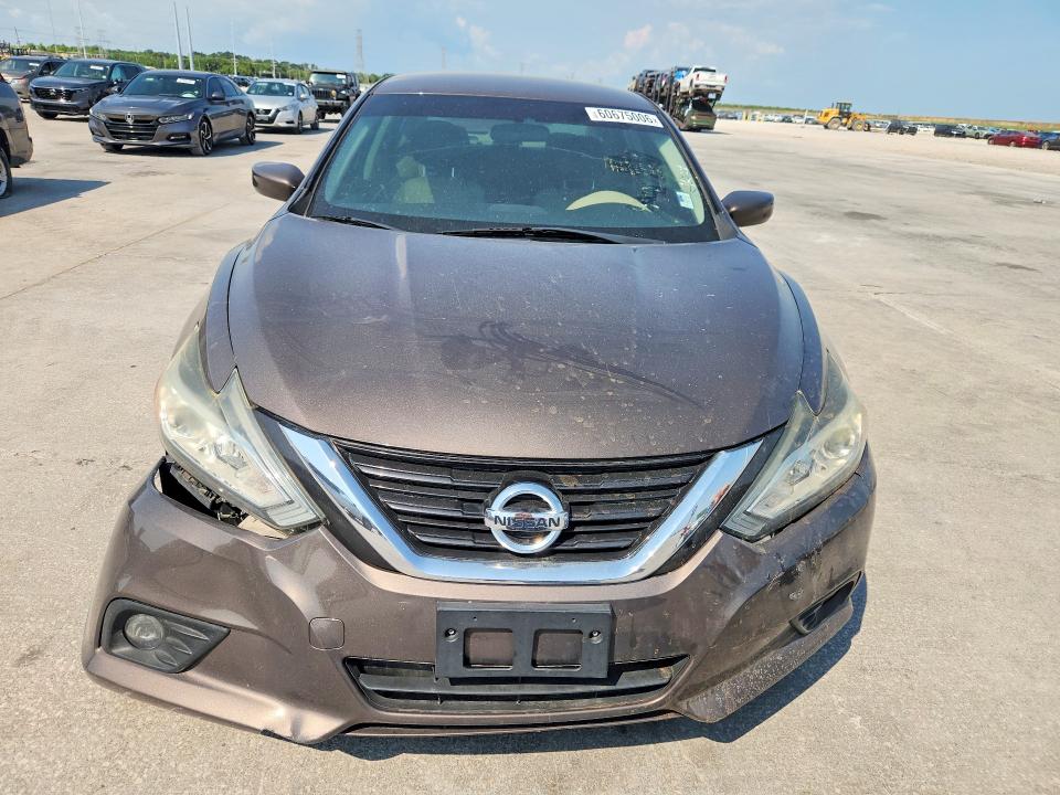 60675006 :رقم المزاد ، 1N4AL3AP8HC202190 vin ، 2017 Nissan Altima مزاد بيع