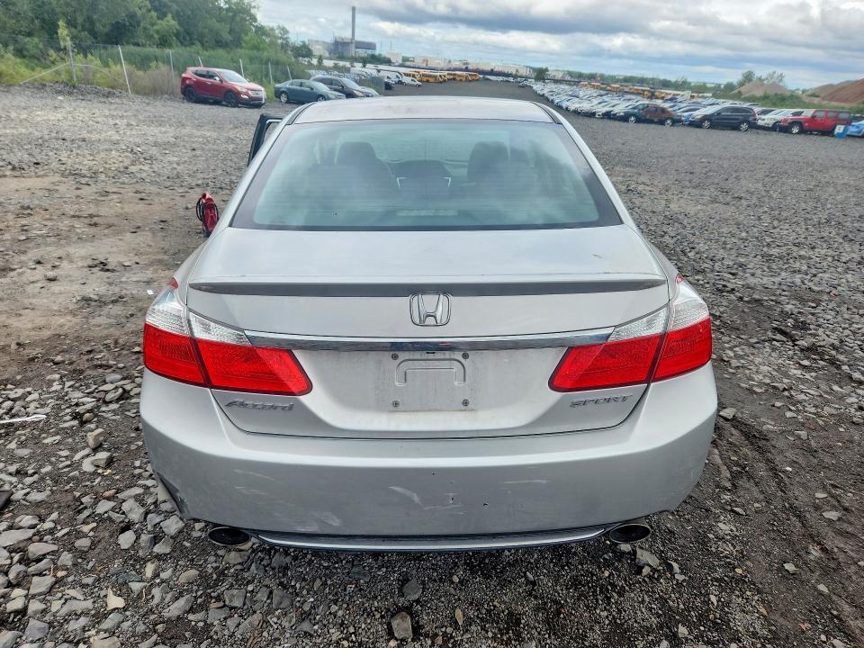 Продаж на аукціоні авто 2015 Honda Accord, vin: 1HGCR2F53FA151274, номер лоту: 63134096
