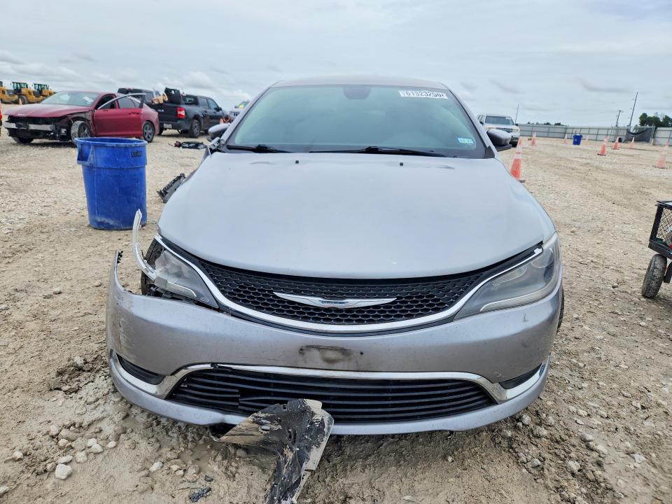 61323206 :رقم المزاد ، 1C3CCCAB7FN603016 vin ، 2015 Chrysler 200 مزاد بيع