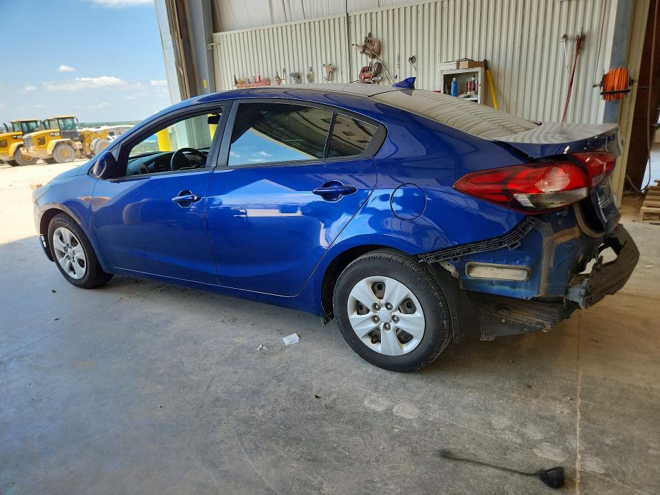 59820096 :رقم المزاد ، 3KPFK4A76HE156554 vin ، 2017 Kia Forte مزاد بيع